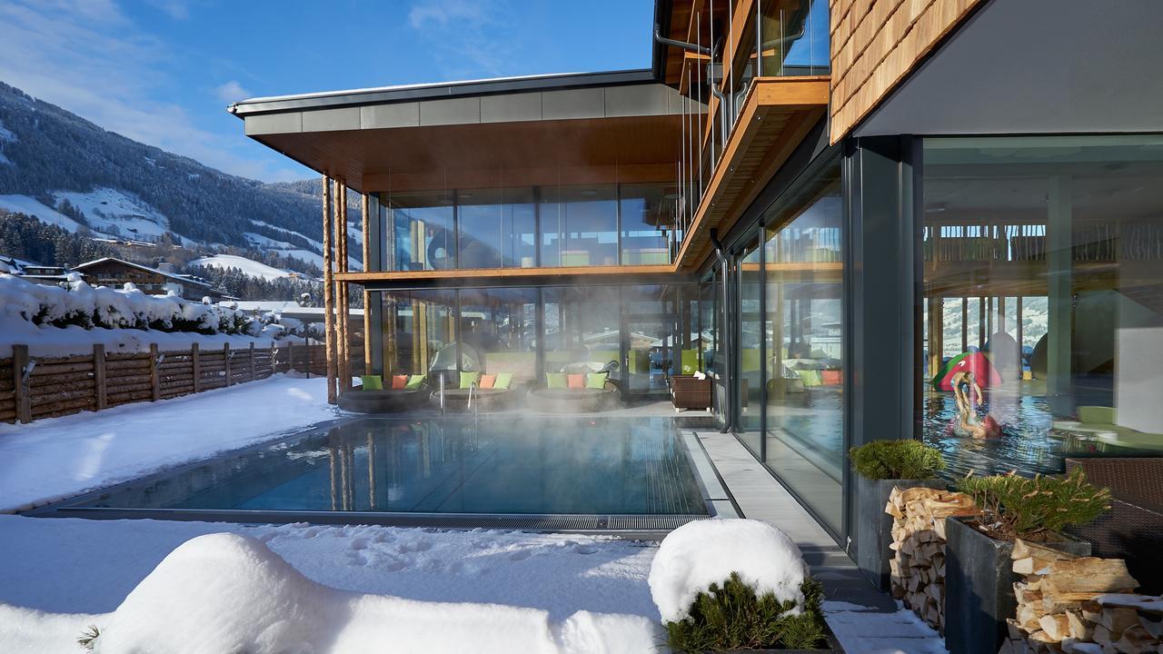 Alpina Zillertal . Family Lifestyle Kinderhotel Fügen Eksteriør bilde